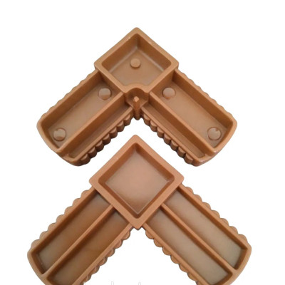 Кутник 17*25 ЗОЛОТОЙ Дуб